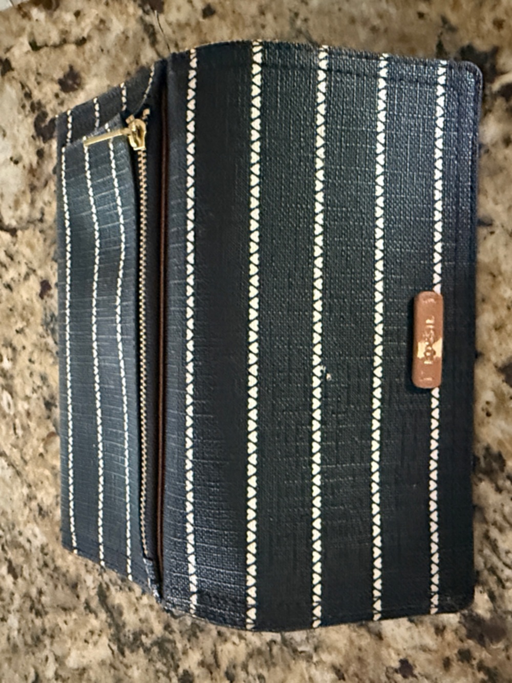 Fossil Black and White Striped Key & Card Holder